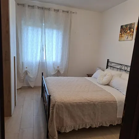 Apartment Iris