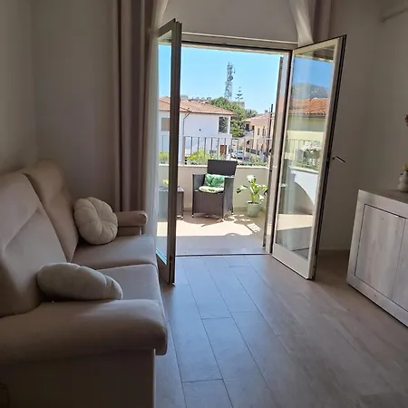 Apartment Iris